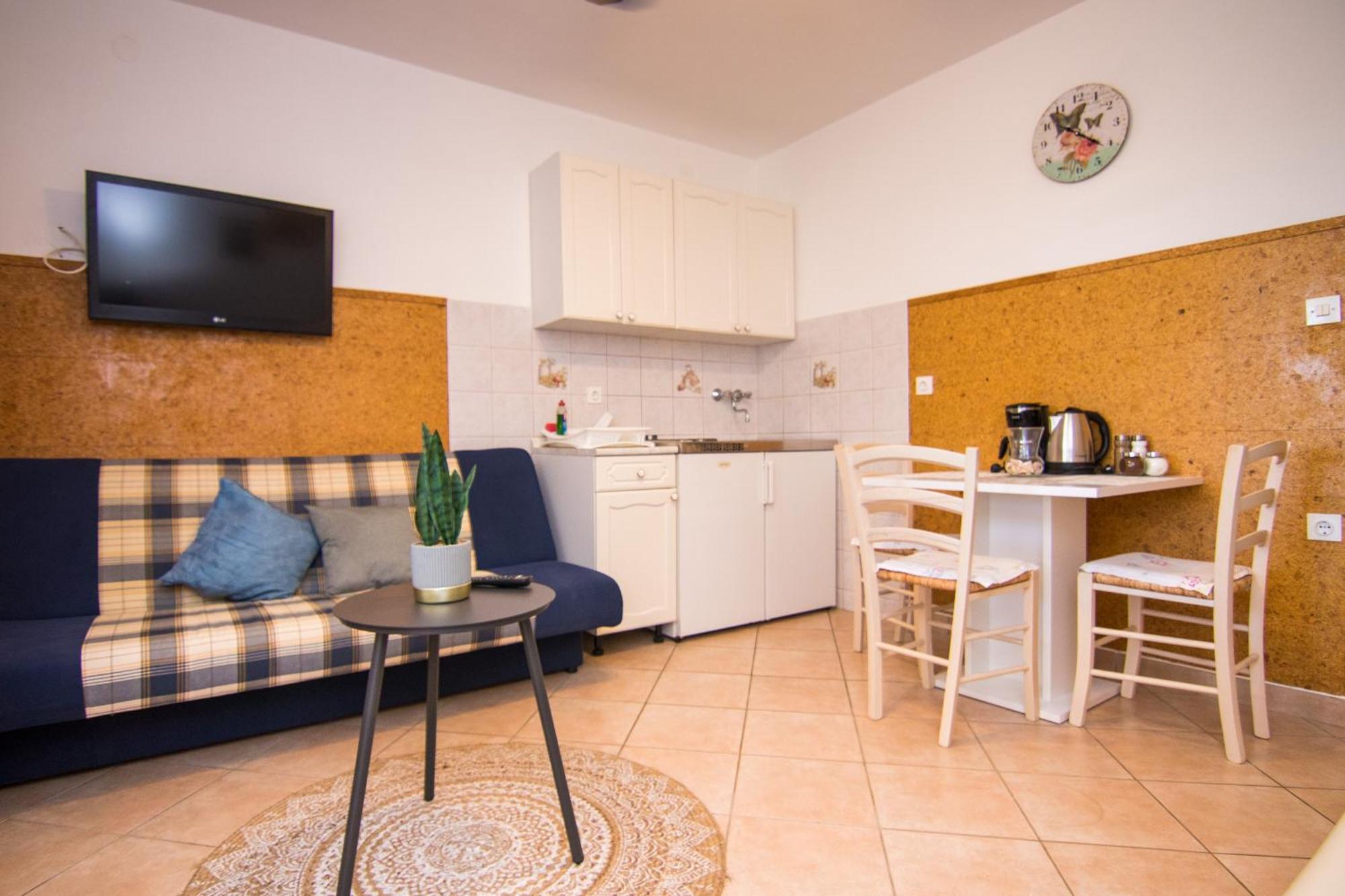Apartments City Center Dekanic Крк Экстерьер фото